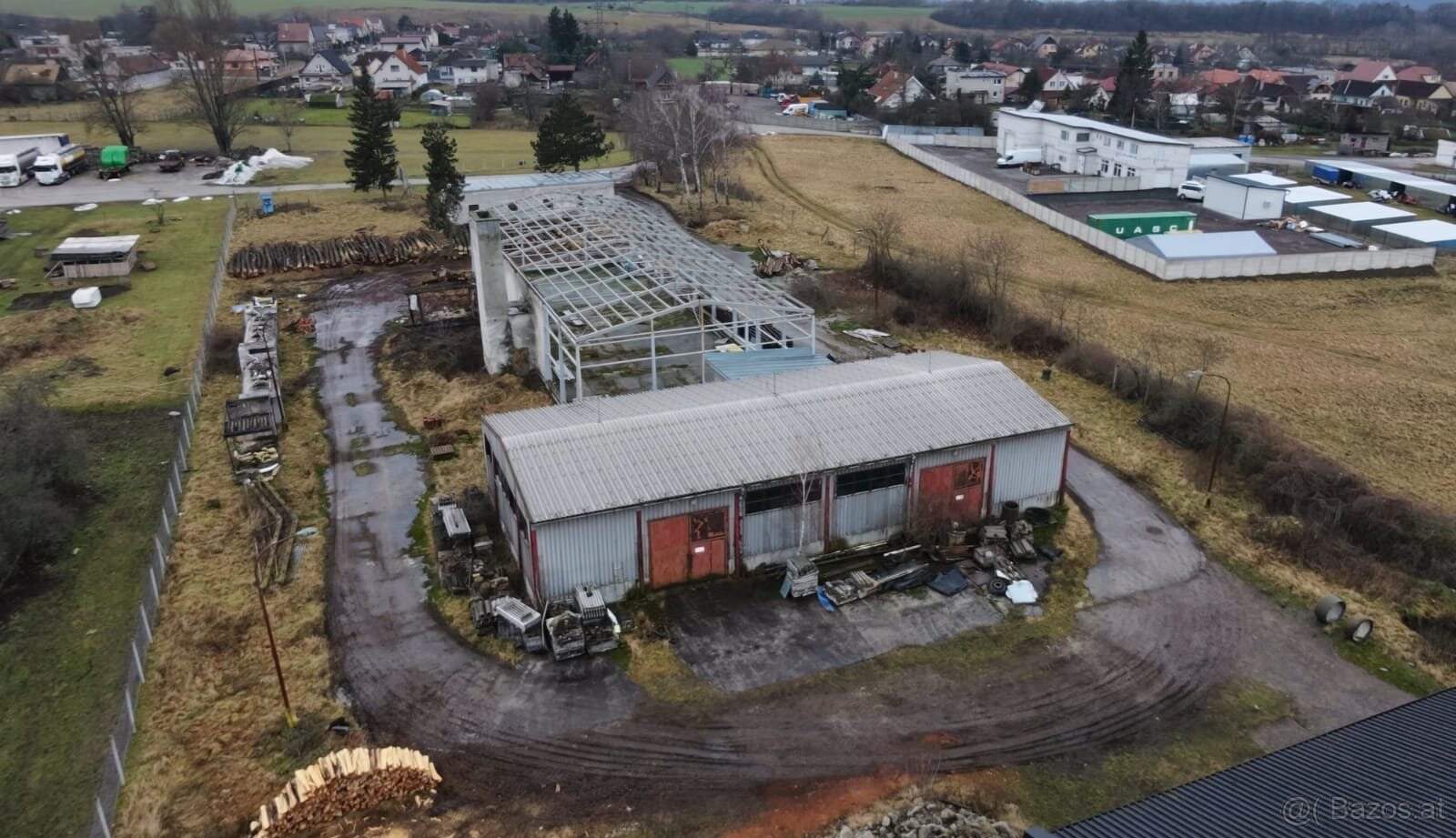 Komplex mit Hallen-Slovakia - 2