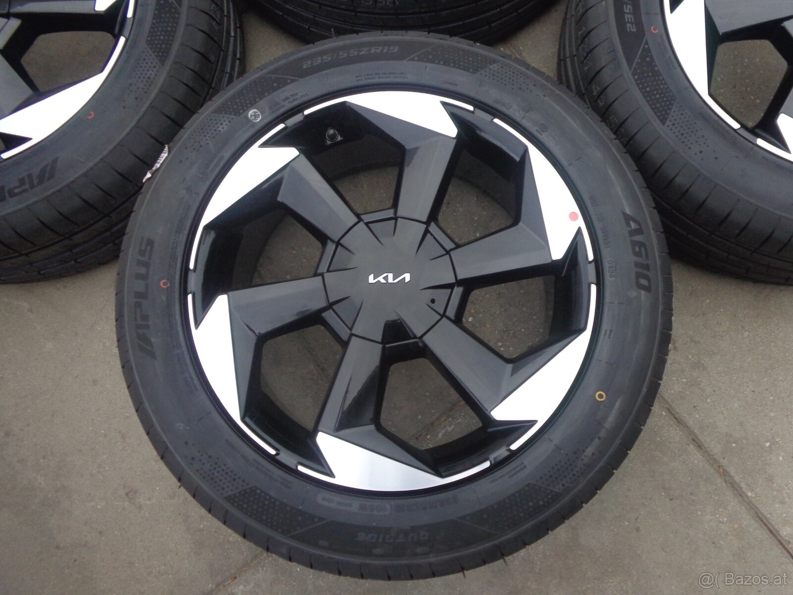 Kia Sorento / Hyundai Santa Fe neue Sommerradsatz 19" - 2