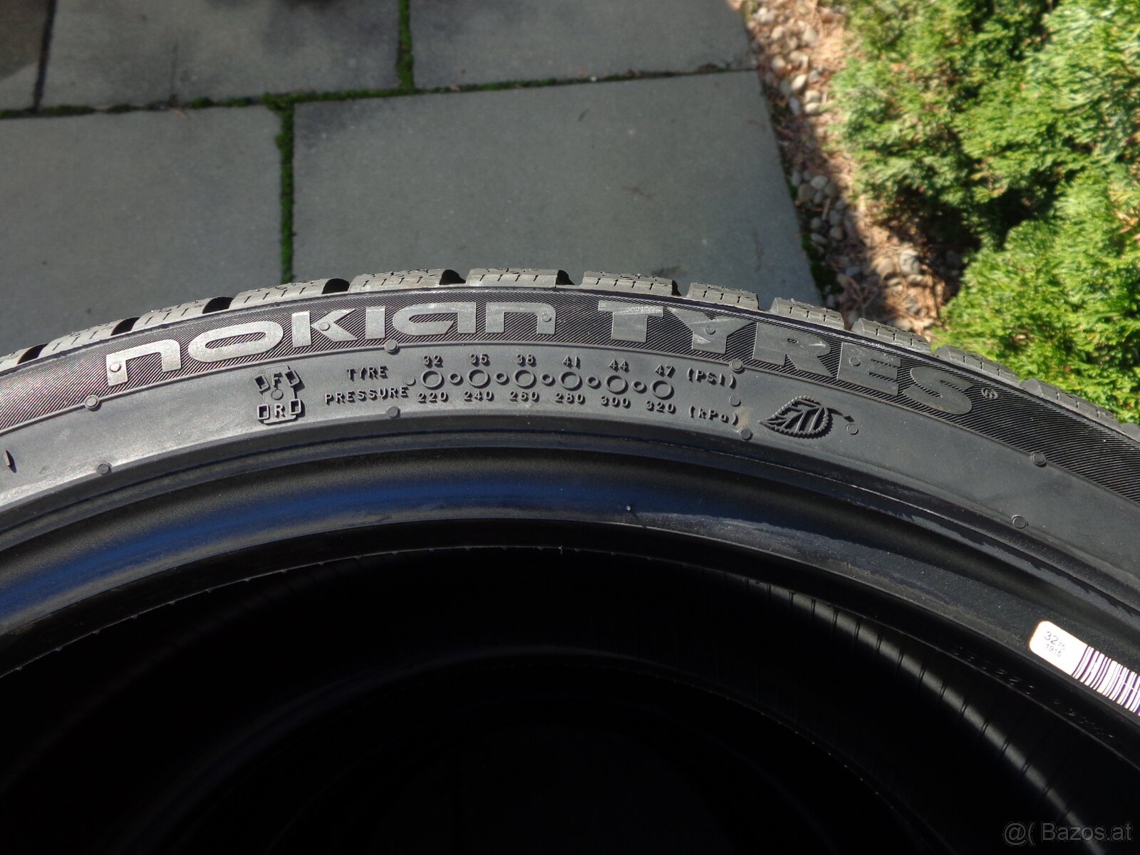 225/40R18 Nokian zimne pneu - 2