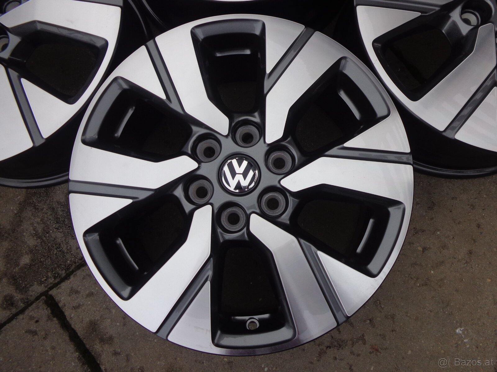 new VW T7 2025- neue alufelgensatz 17zoll mit LK 6x120 - 2