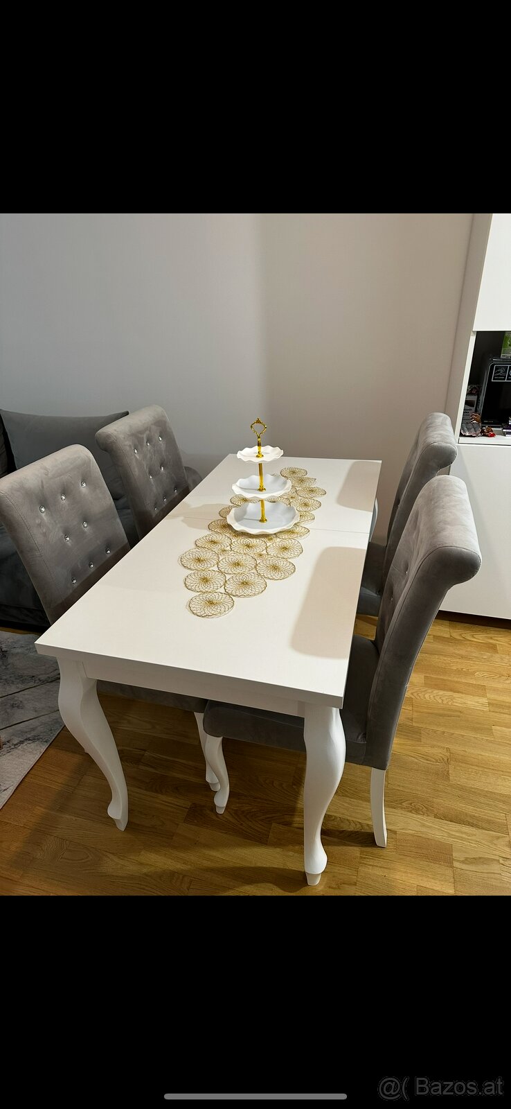 Tisch mit Stühle - 2