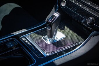 Jaguar XE Project 8 Track Pack - 20