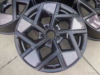 BYD Atto3 / BYD Yuan Plus neue demo originaler 18" Alufelge - 2
