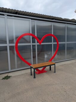 ❤️ Metallherz mit Sitzbank – Fotopoint / Dekoration – JKL - 2
