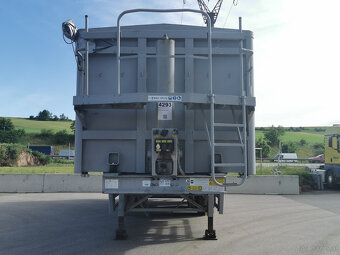 Zu verkaufen STAS S300CX Kippsattelanhänger 50m³. - 2