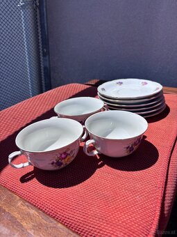 Bouillon-Tassen mit Untertassen von THUN – Karlsbader Porzel - 2