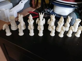 Dragon chess set - 2