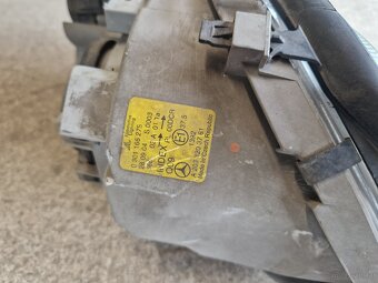 Xenonlicht Mercedes Benz C, W203 - 2