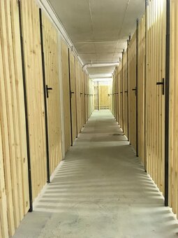 Vermiete Lagerbox (6m²) mit Licht/Strom im Zentrum von Innsb - 2