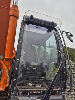 Hitachi ZX300LC7 Kettenbagger 3200std - 2