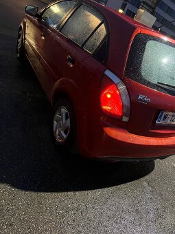 Kia rio - 2