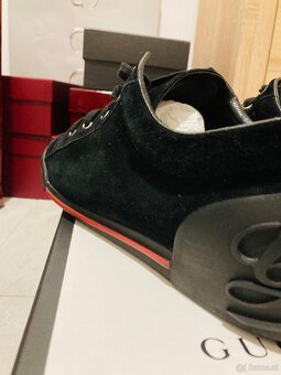 Gucci Soft Suede - 2