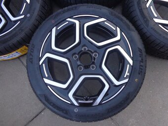 BYD Dolphin neue demo originaler Winterradsatz 205/50R17 - 2