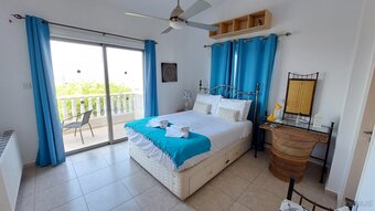 Freistehende Villa mit Pool in Paphos - 2