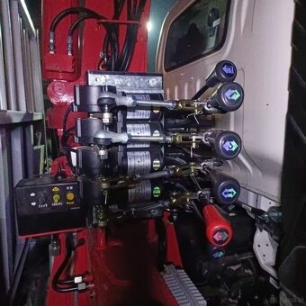 Funkfernsteuerung für Hydraulik - 2