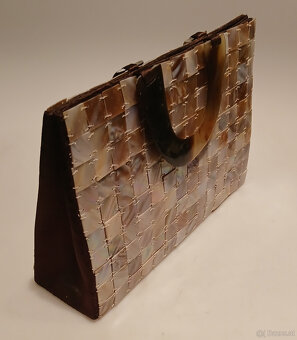 elegante Abendtasche mit schillernden Perlmuttapplikationen, - 2