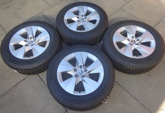 Skoda Kodiaq 2024+ neue Winterradsatz 215/65R17 - 2