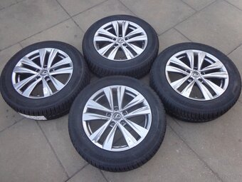 Lexus LBX / Toyota CH-R 2023- neue Winterradsatz 215/60R17 - 2