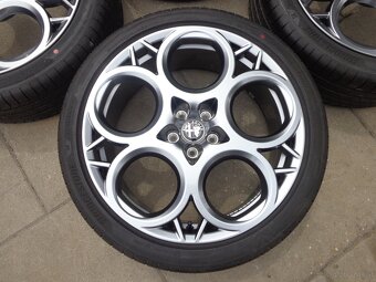 Alfa Rome Tonale neue demo original sommerradsatz - 2
