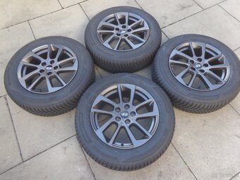 Hyundai Tucson Kia Sportage nagelneue WInterradsatz 17" - 2
