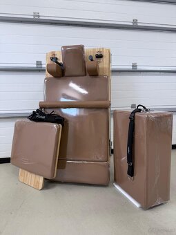 Pilates reformer - 2