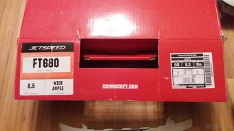 CCM Jetspeed FT680 Senior Wide Schlittschuhe in Größe 8,5 m - 2