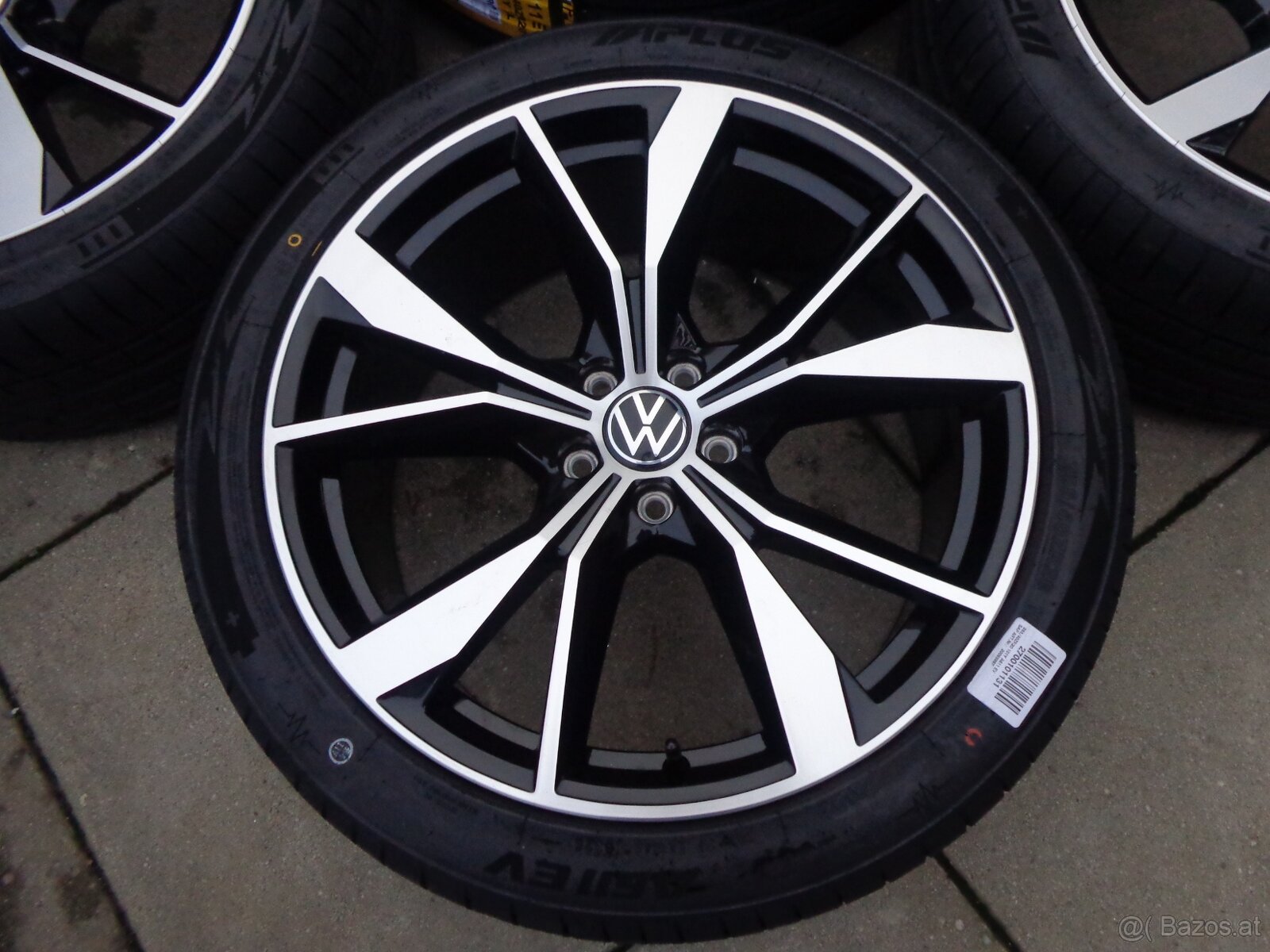 255/40R20 VW Tiguan neue Sommerradsatz - 3