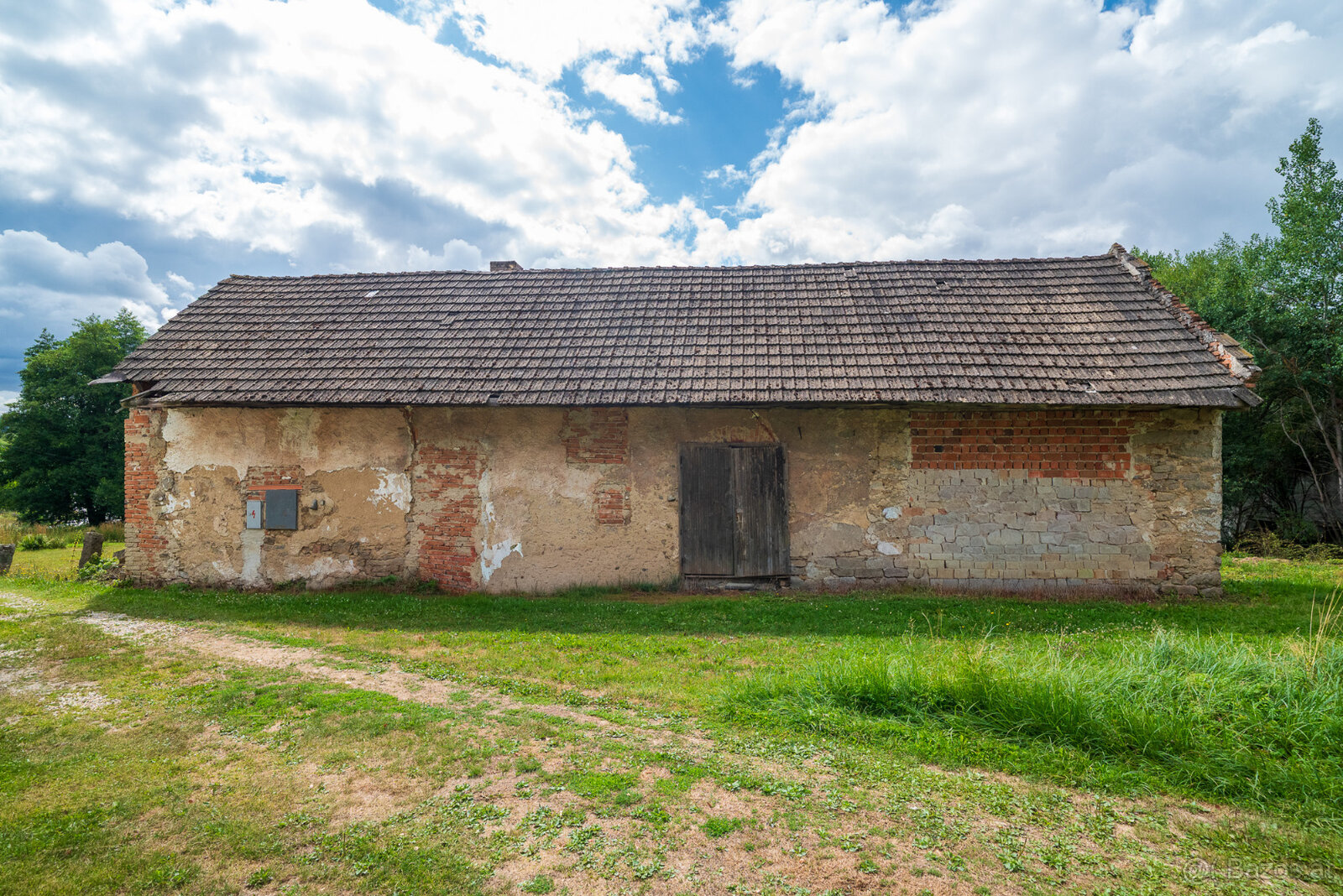 Einfamilienhaus mit großem Grundstück inmitten der Böhmische - 3