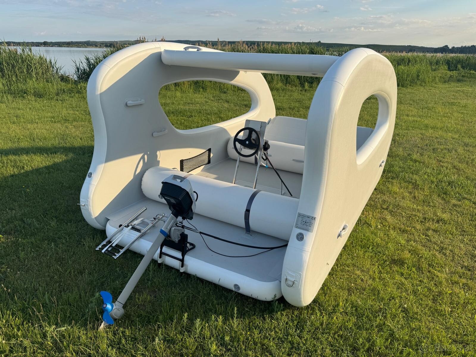 Elektroboot Electricat 450 – 6 Personen, führerscheinfrei - 3