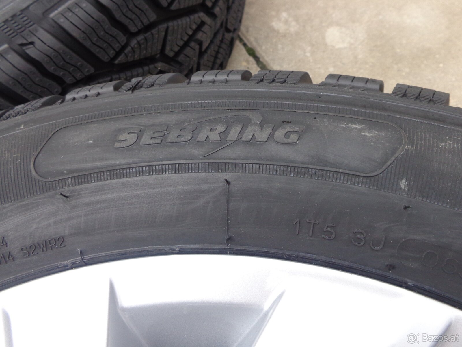 VW Tiguan neue Winterradsatz 235/55R18 - 3