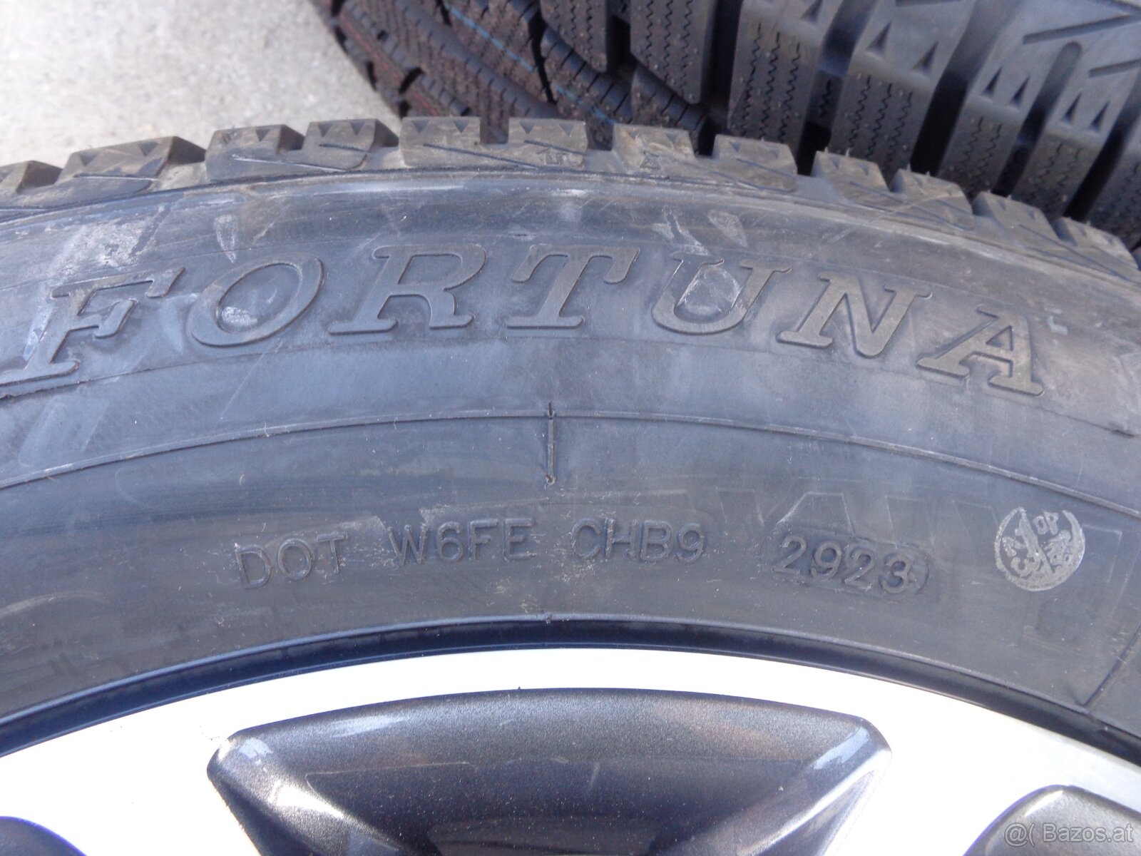 Kia Sorento / Hyundai Santa Fe neue winterradsatz 235/60R18 - 3