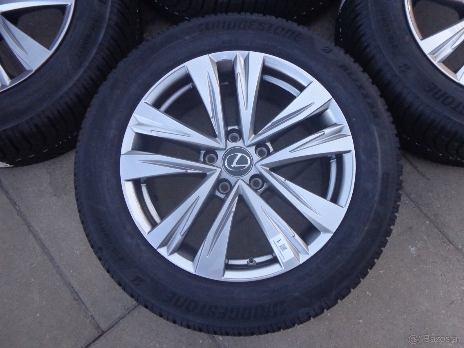 Lexus LBX / Toyota CH-R 2023- neue Winterradsatz 215/60R17 - 3