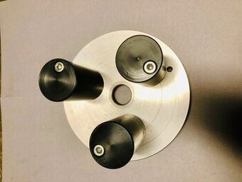 Vorbereitung Zentrieren von Schwungrädern zum Pressen Kurbel - 3