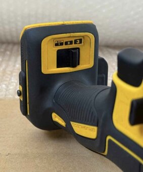 DeWalt DCF887 Akku-Schlagschrauber – Top Zustand - 3