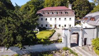 Barockschloss aus dem Jahr 1753 - 3