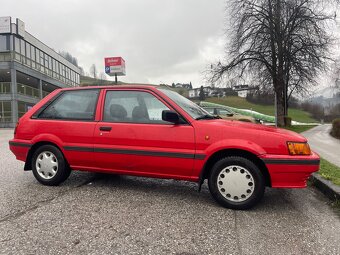 Sunny Hatchback N13 - 3