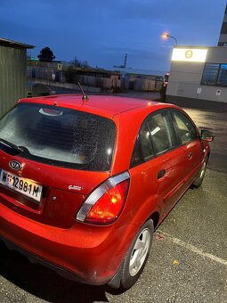 Kia rio - 3