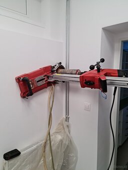 Kernbohrungen und Betonschnitte an. - 3