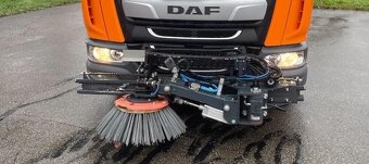 DAF LF 210 FA Kehrmaschine - 3