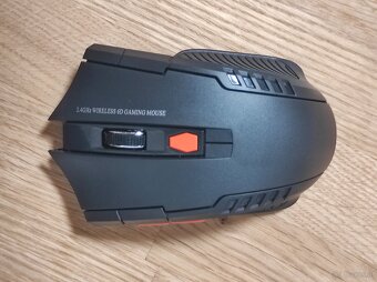 Neue kabellose Gaming-Maus - 3