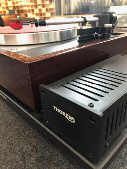 Thorens TD1601 - 3