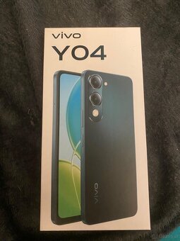 VivoY04 und ein e-roller - 3