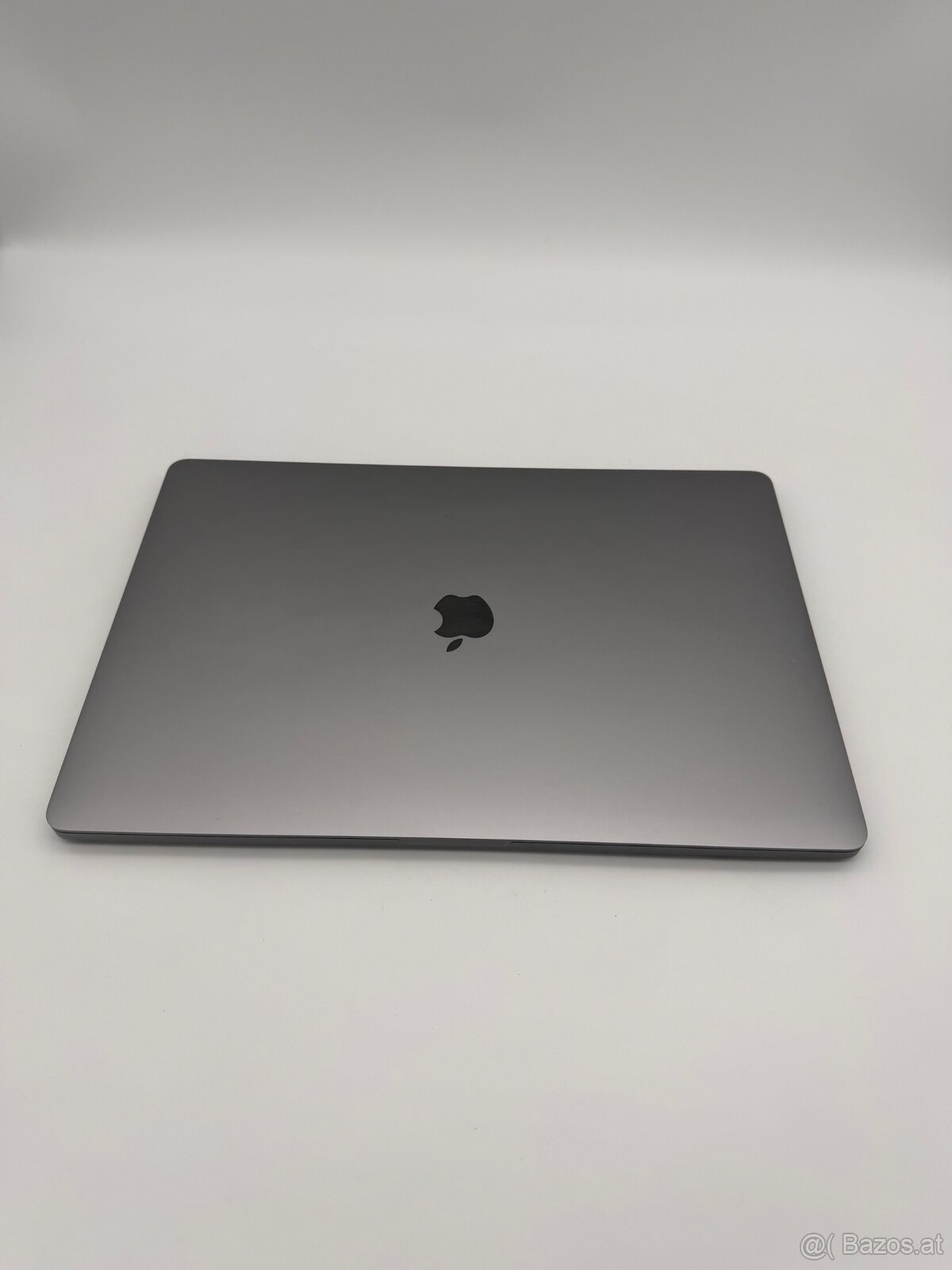MacBook Pro 16 CTO i9, 32gb , 2TB SSD - 4