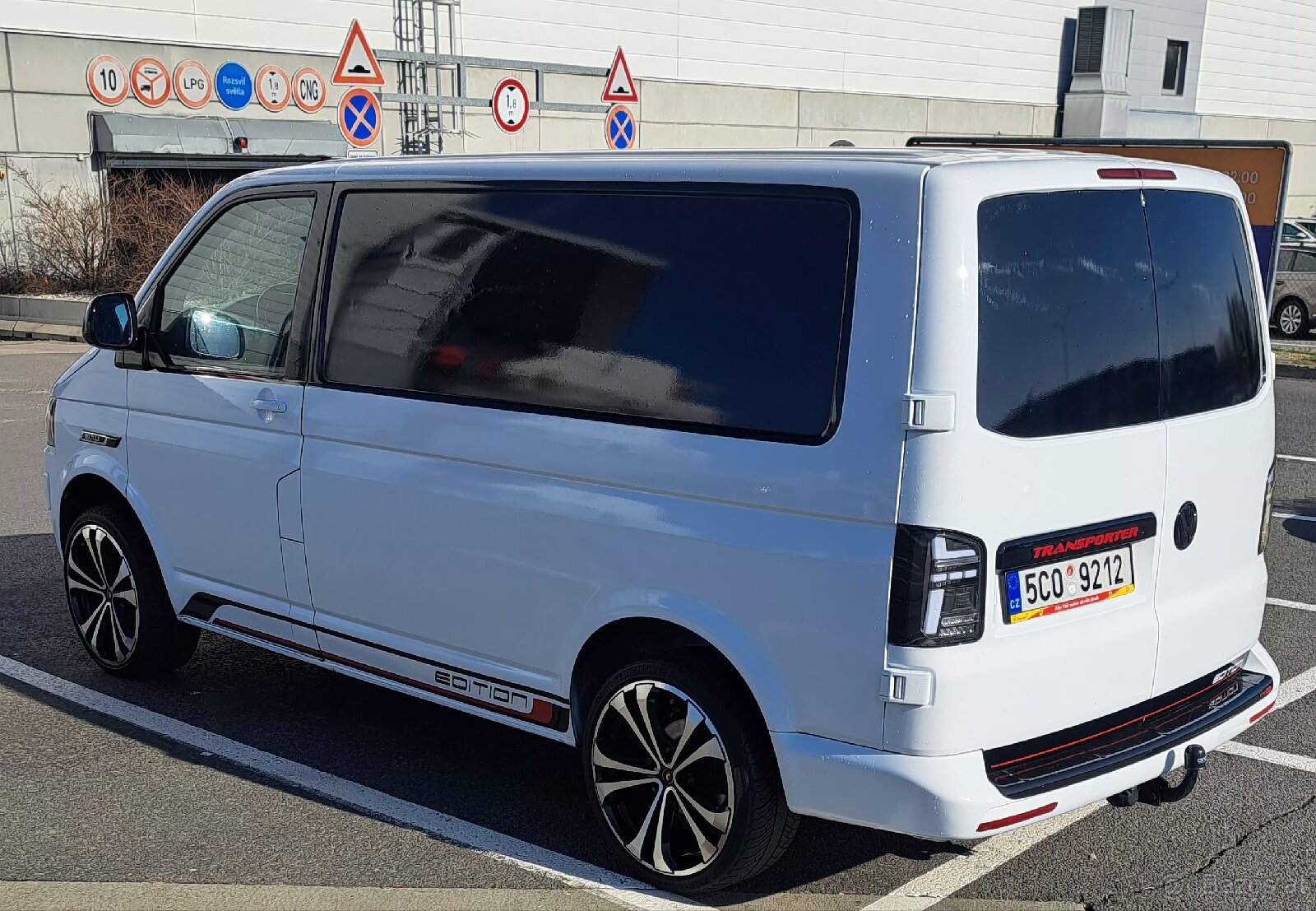 VW TRANSPORTER T5.1 BULLI EDITION - 4