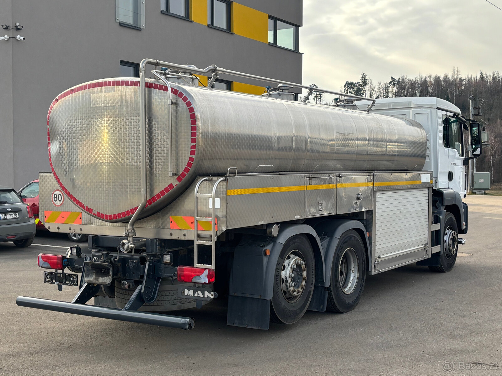 Tanker MAN TGS 26.400 6X2-4 LL EURO 6 - 4