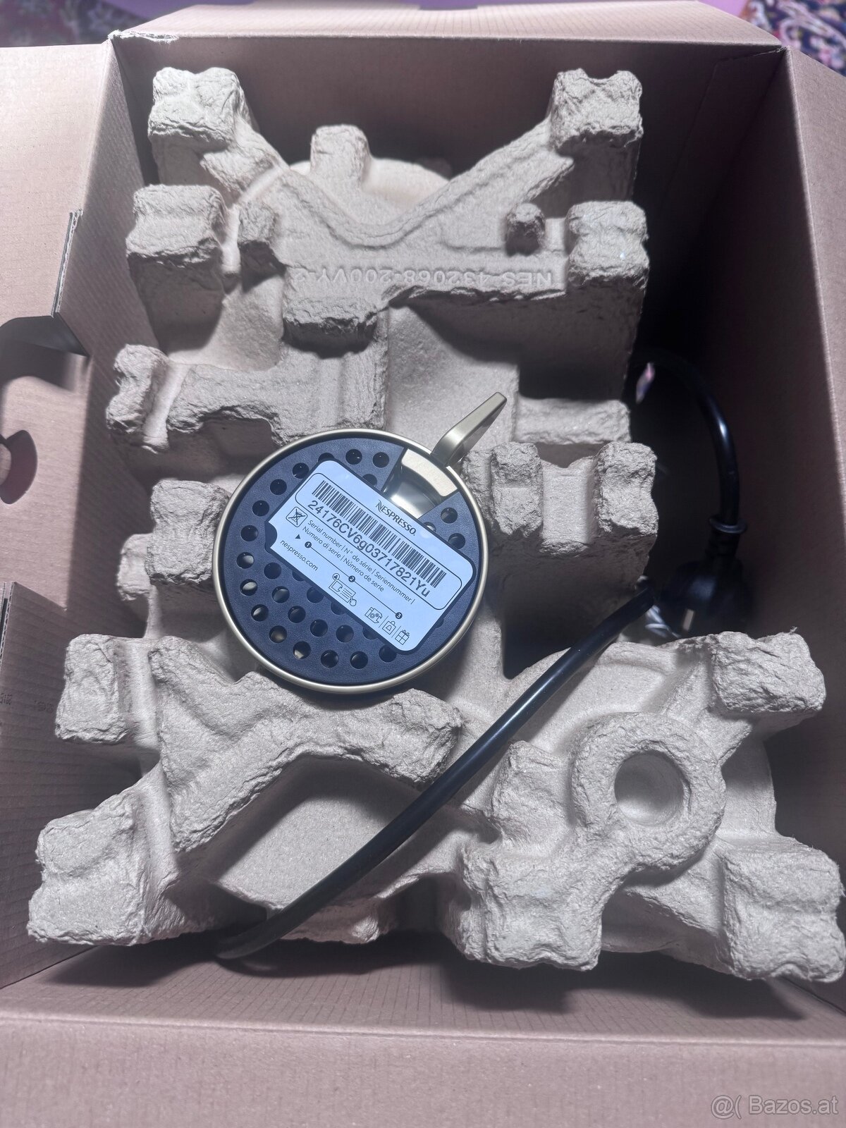 Nespresso VERTUO Pop+ Deluxe Kaffeemaschine - 4