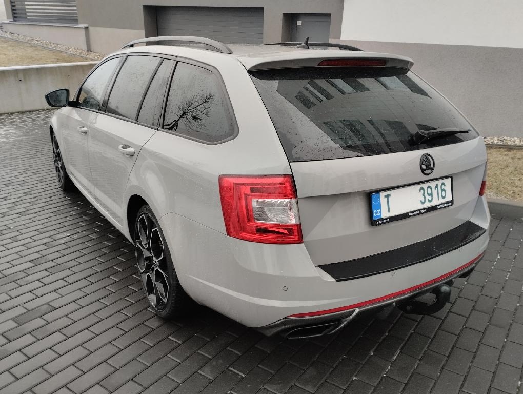 skoda octavia vrs 2.0tdi 135kw dsg. 126tkm.kamera.navi. - 4