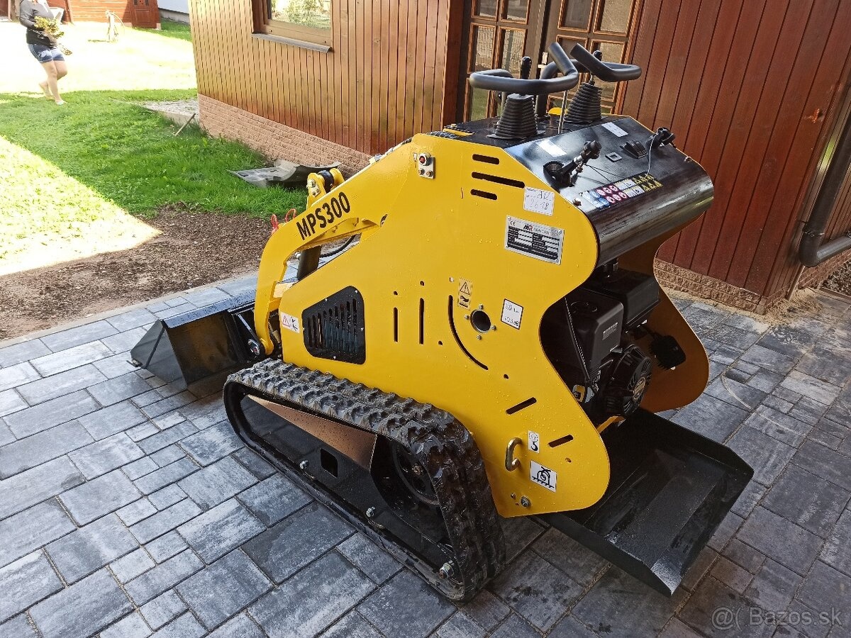Neuer Mini-Skidloader Machpro MP‑S300 - 4