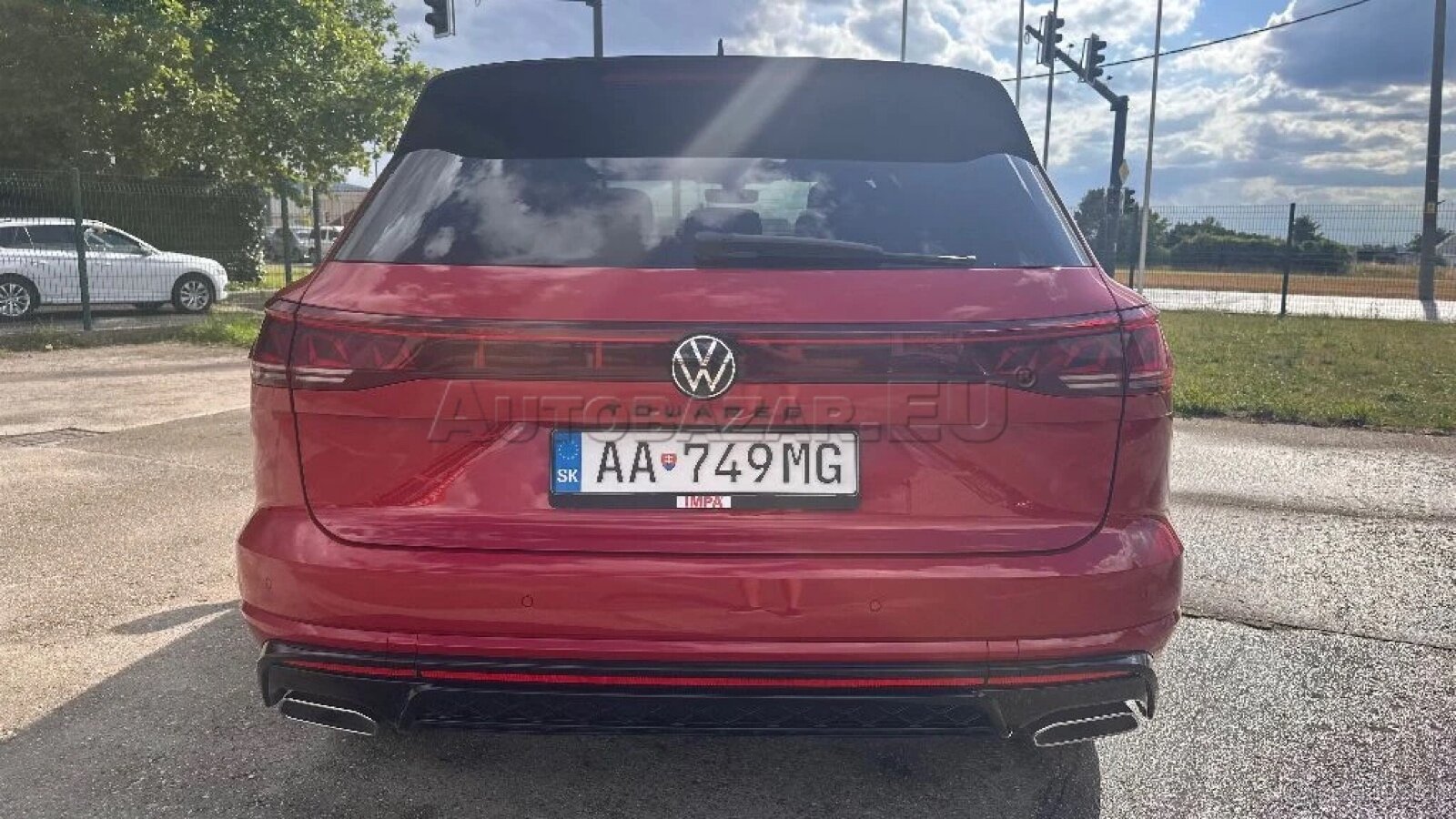 Volkswagen Touareg 3.0 V6 TDI R-Line 4Motion Tiptronic - 4