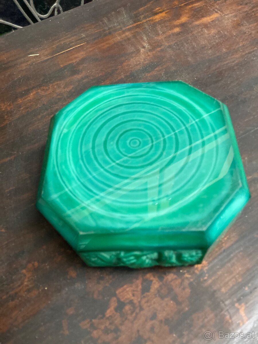 Jade-Aschenbecher, - 4